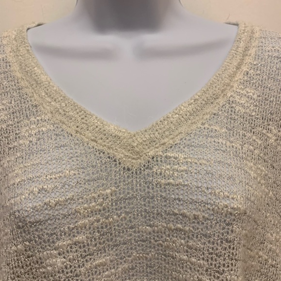 Nally & Millie Long Sleeved Knit Top - Picture 2 of 6
